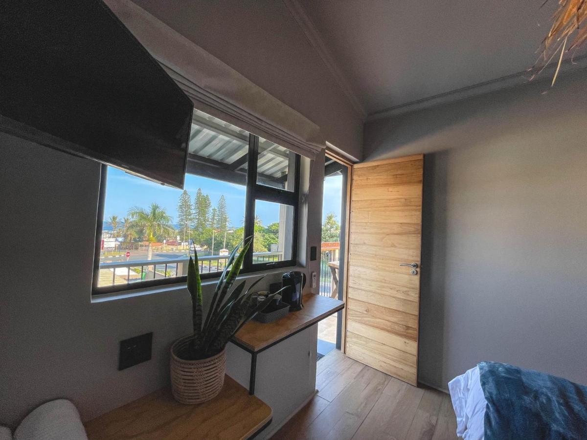 Le Bezz Guesthouse Ballito Extérieur photo