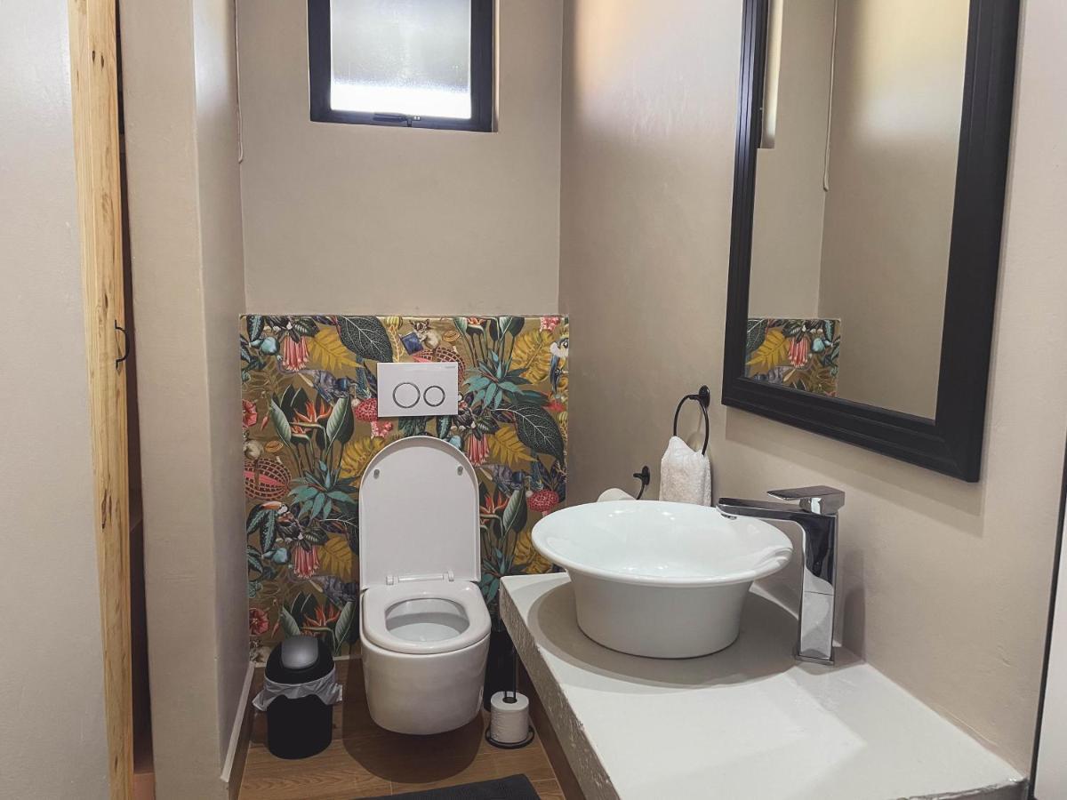 Le Bezz Guesthouse Ballito Extérieur photo